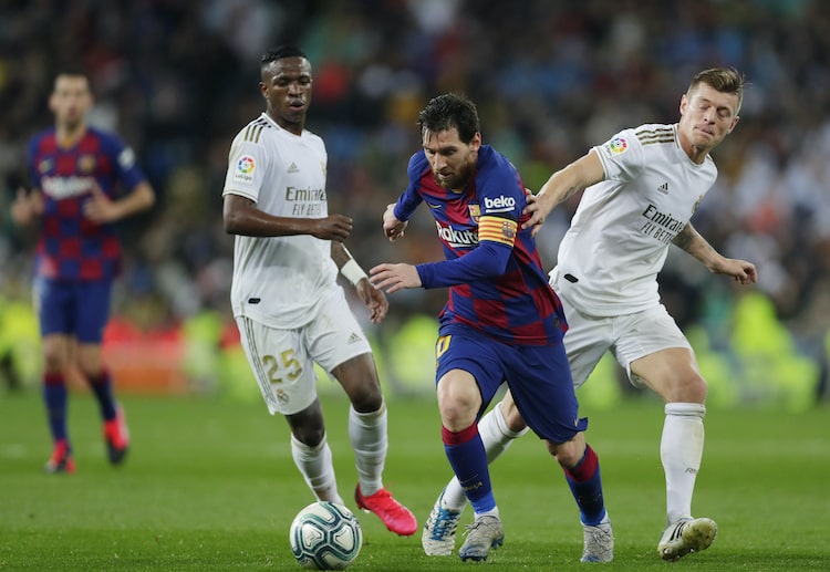 Trouble is in the air at Camp Nou for the La Liga giants as they now are doing their best to fix the problem