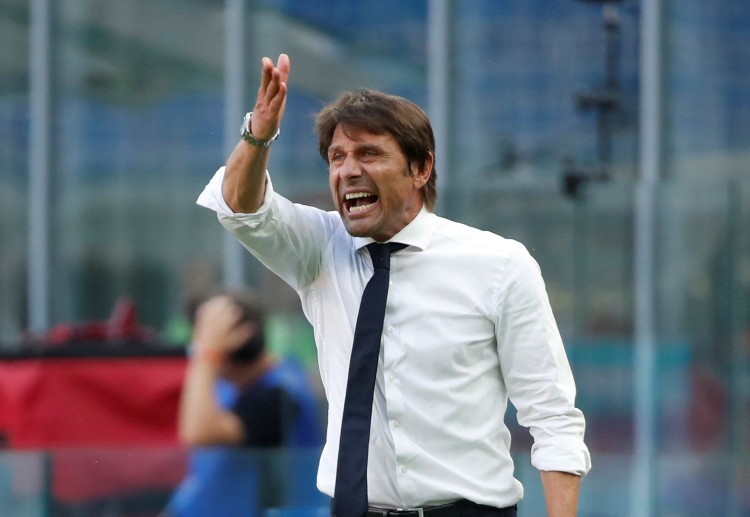 Serie A: Inter Milan boss Antonio Conte coaching from the touchline