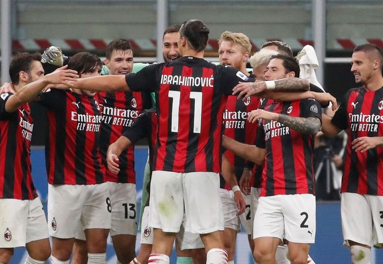 Zlatan Ibrahimovic hits two goals in three minutes to give AC Milan a 1-2 Serie A win over Inter