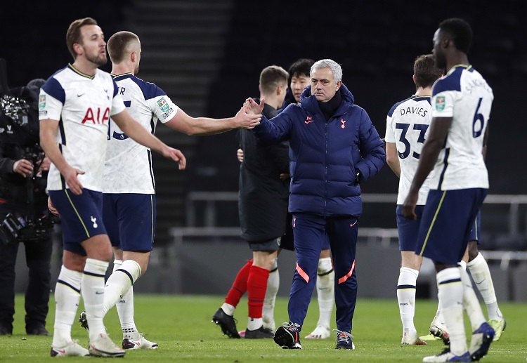 Jose Mourinho sẽ vẫn dẫn dắt Tottenham tại Premier League.