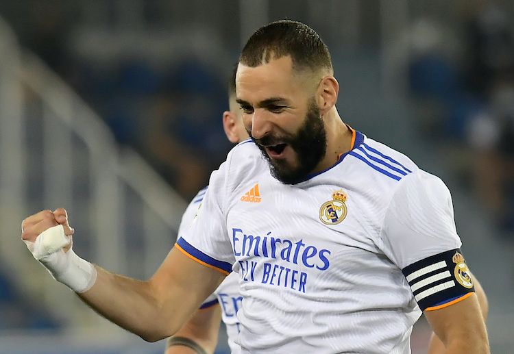 Karim Benzema has led Real Madrid to a 1-4 win over Alaves after scoring a brace in La Liga season opener