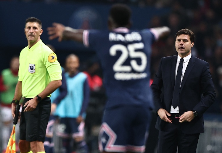 巴黎圣日耳曼球员的行动瞬间