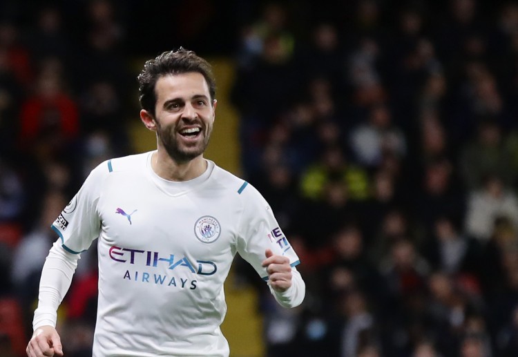 Bernardo Silva prepares as Manchester City clash against Leicester City in the Premier League