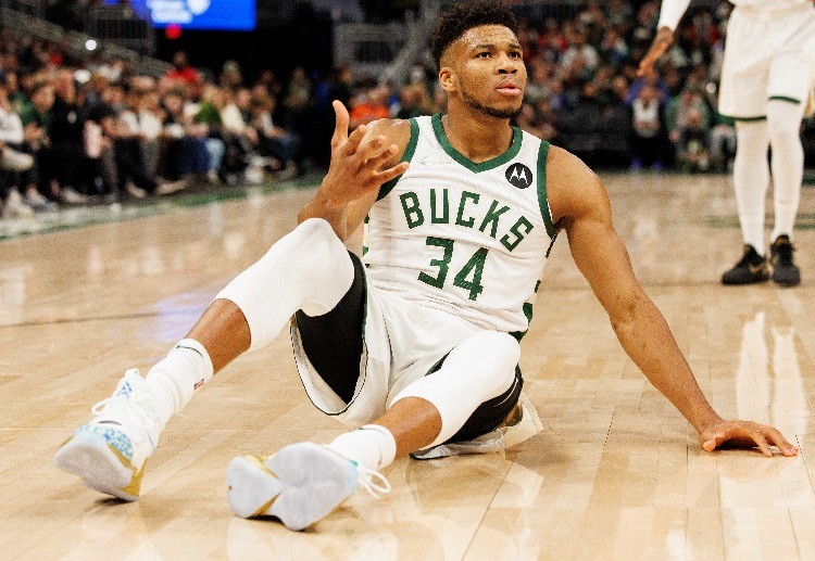 Giannis Antetokounmpo incar kemenangan di NBA.