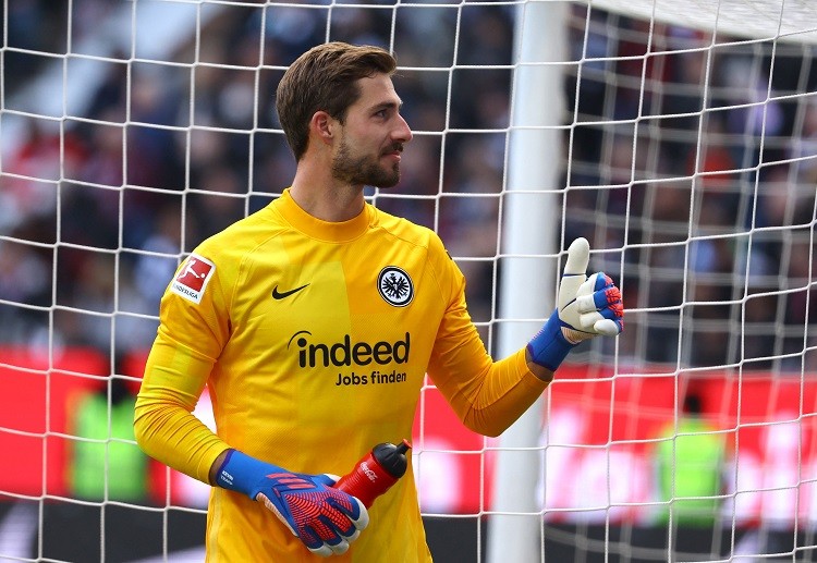 Kevin Trapp thi đấu xuất thần tại tứ kết Europa League.