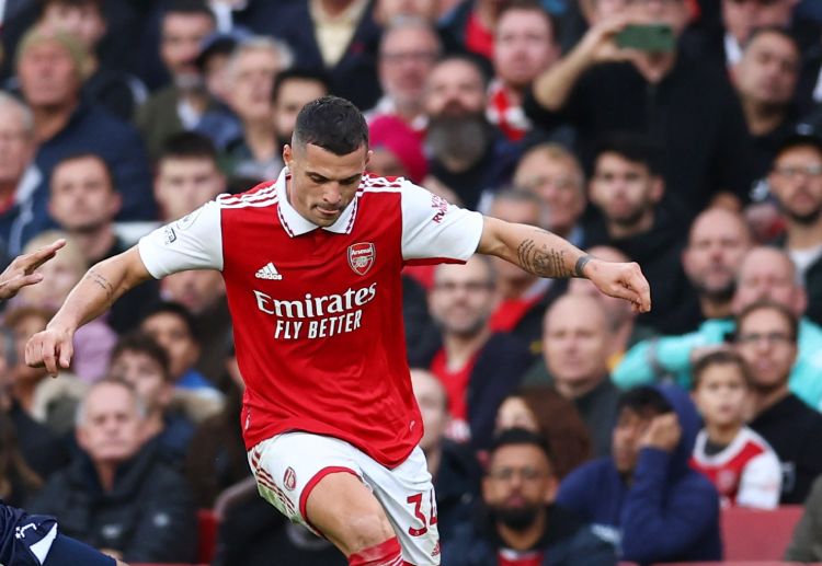 Granit Xhaka cùng với Arsenal đứng đầu trên BXH Premier League 22/23.