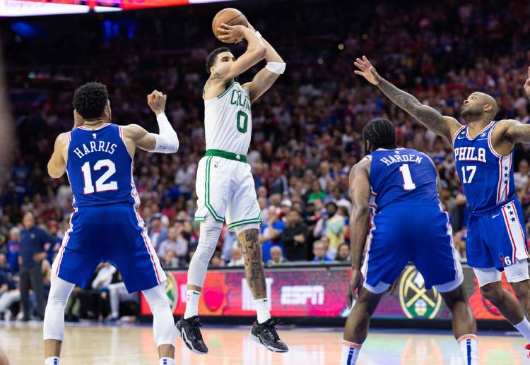 NBA Playoffs: Celtics' Jayson Tatum scored only 3 points in the first half but came back with 16 points in 4th quarter