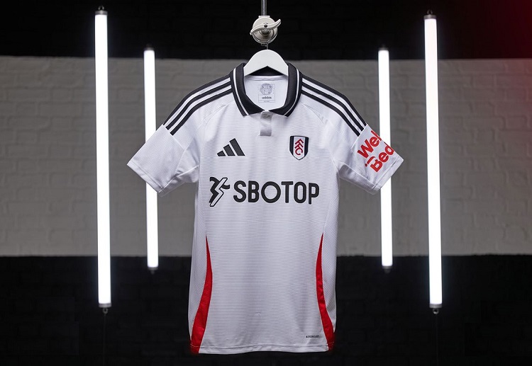 ชุดเหย้าใหม่มีปกสีดำที่ระลึกถึงความทรงจำของชุด Fulham FC ที่มีชื่อเสียงในอดีต