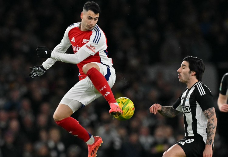 Gabriel Martinelli aims to score for Arsena la gainst Manchester United in the FA Cup