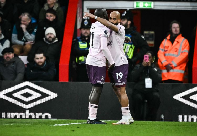 英超联赛 联手攻坚