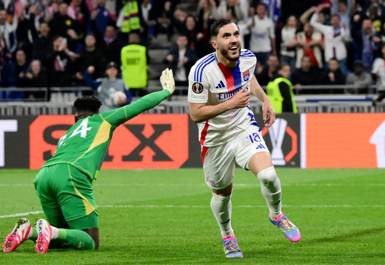 Lyon thi đấu lượt về tứ kết Europa League 2024/25 trên sân của Man United