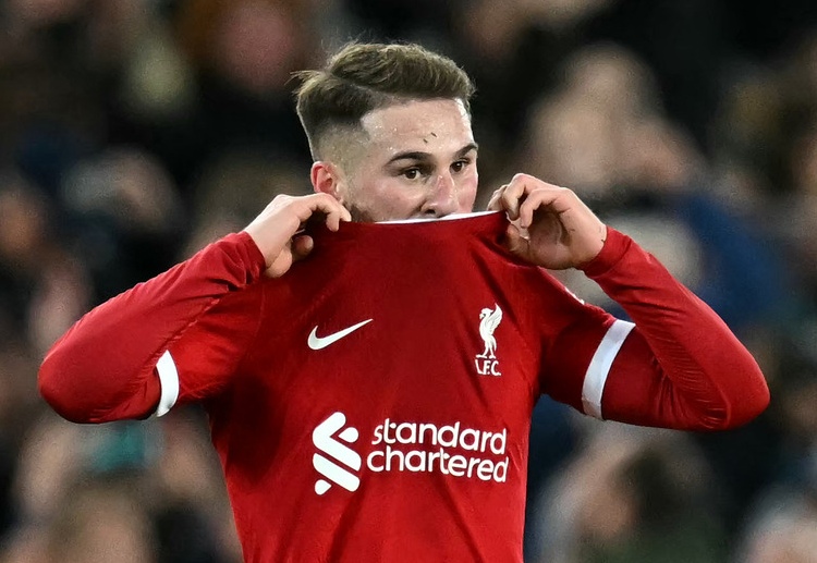 မက် အယ်လစ္စတာဟာ ပရီးမီးယားလိဂ် ကလပ် လစ်ဗာပူးလ် အတွက် ၉၂ ပွဲ ကစားကာ ၁၃ ဂိုး သွင်းယူထားပြီးတော့ ဂိုးဖန်တီးမှု ၁၂ ကြိမ် ပြုလုပ်ထားပါတယ်။