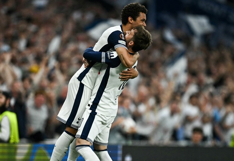 Tottenham đá chung kết Europa League với Man United