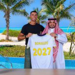 ရော်နယ်ဒိုဟာ ဆော်ဒီပရိုလိဂ် ကလပ်ဟာ တစ်နှစ်ကို ယူရို သန်း ၄၀၀၊ တစ်လကို ယူရို ၃၃.၃၄ သန်း၊ တစ်ပတ်ကို ယူရို ၇.၆ သန်း၊ တစ်ရက်ကို ယူရို ၁.၁ သန်း၊ တစ်နာရီကို ယူရို ၄၆၃၀၀၊ တစ်မိနစ်ကို ယူရို ၇၇၂၊ တစ်စက္ကန့်ကို ၁၃ ယူရို ရရှိမှာ ဖြစ်ပါတယ်။