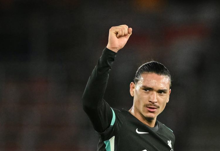 ပရီးမီးယားလိဂ် ကလပ်ဟာ နူညက်ဇ်ကို ဘင်ဖီကာ ကနေ ပေါင် ၈၅ သန်း ပေးချေကာ ခေါ်ယူခဲ့ရပြီး မြင့်မားတဲ့ လုပ်ခလစာလည်း ပေးချေနေရတာ ဖြစ်ပါတယ်။