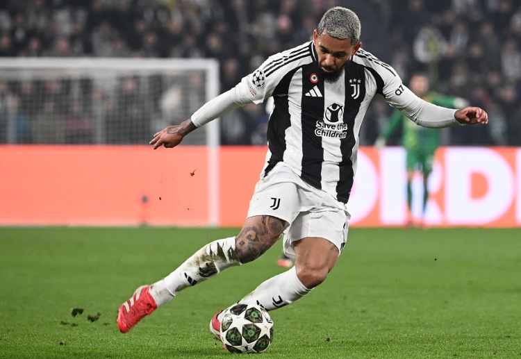 Douglas Luiz là tiền vệ của Juventus ở Serie A