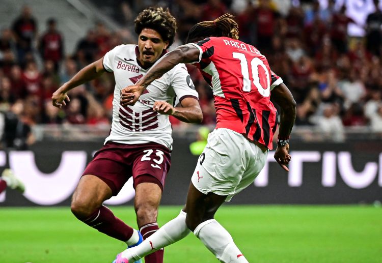 Serie A: Okafor mang về bàn gỡ cho AC Milan