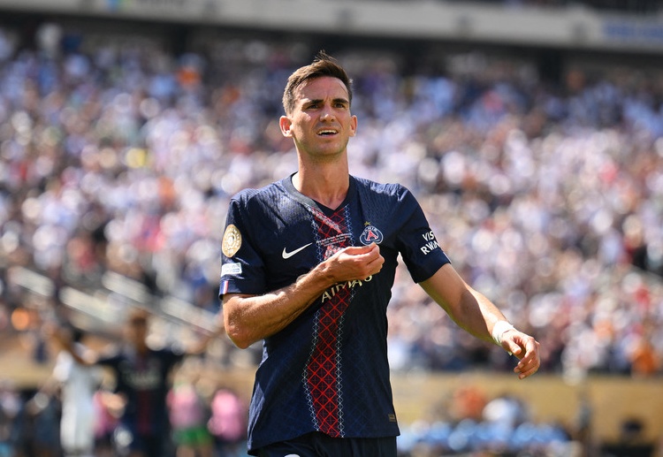 ရီးရဲလ်မက်ဒရစ် အနေနဲ့ ဖီဖာ ကလပ် ကမ္ဘာ့ဖလား (ယခင် ပုံစံတွေ အပါအဝင် ၂၁ ပွဲမြောက်) မှာ ပထမဦးဆုံး အကြိမ် အရေးနိမ့်ခဲ့တာ ဖြစ်ပါတယ်။