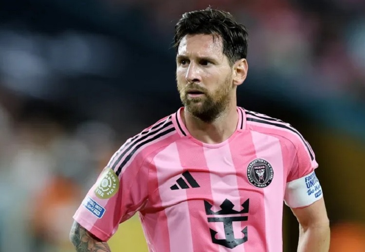 မက်ဆီဟာ မေဂျာလိဂ် ကလပ် အင်တာမိုင်ယာမီ အတွက် ၃ ရာသီ အတွင်း ပွဲပေါင်း ၆၃ ပွဲ ကစားကာ ဂိုး ၅၀ သွင်းယူပြီး ဂိုးဖန်တီးမှု ၂၃ ကြိမ် ပြုလုပ်ထားပါတယ်။