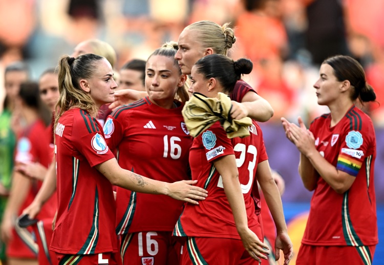 Euro nữ 2025: Nữ Xứ Wales đã thua đậm nữ Hà Lan ở lượt trận đầu