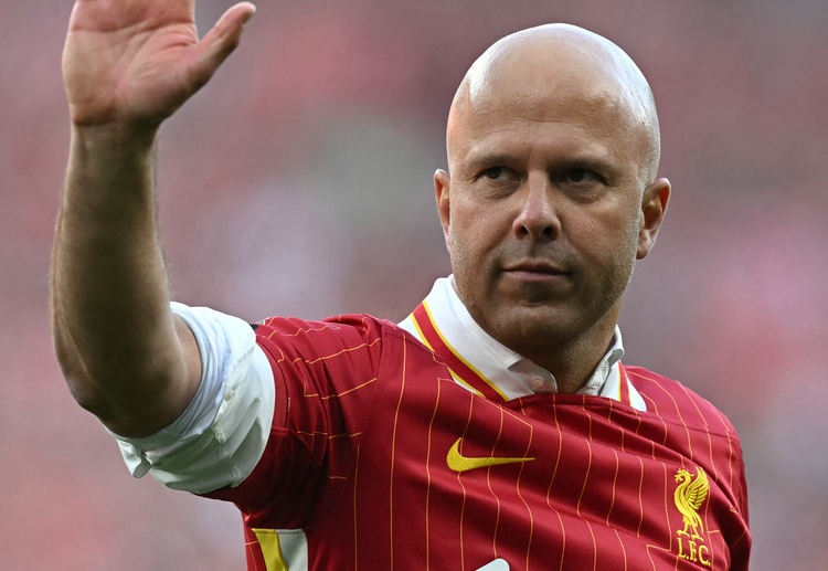 英超联赛 上赛季赢得英超后，利物浦雄心勃勃，力争在新赛季的欧冠中登顶。