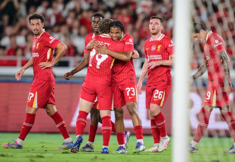 友谊赛 年仅16岁的恩古莫哈凭借一记精彩突破,打入制胜球。