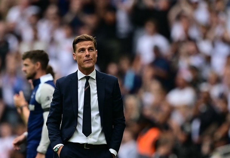 Burnley trắng tay ở trận ra quân Premier League 2025/26