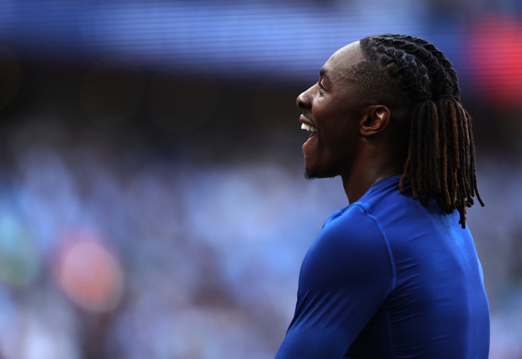 에베레치 에제가 크리스탈 팰리스에서 프리미어리그 라이벌 아스널로 이적하는 것은 이번 주말쯤이면 완료될 수 있을 것이다