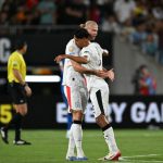 友谊赛 凭借赖因德斯的梅开二度，曼城3比0力挫巴勒莫。