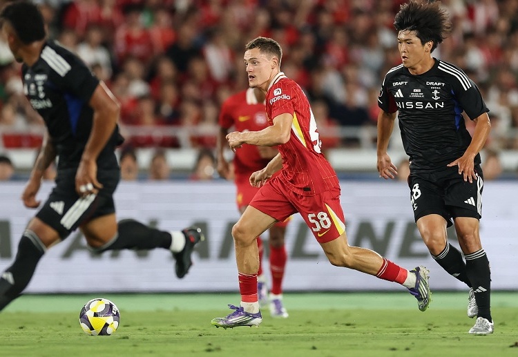 ပရီးမီးယားလိဂ် ချန်ပီယံ လစ်ဗာပူးလ် ကတော့ လာမယ့် တနင်္ဂနွေနေ့မှာ အက်ဖ်အေဖလား ချန်ပီယံ ခရစ္စတယ်ပဲလေ့စ်နဲ့ ကွန်မြူနတီဒိုင်း ပွဲစဉ် ကစားရမှာ ဖြစ်ပါတယ်။