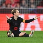 ဒီယောင်ဟာ ၂၀၁၉ ခုနှစ်မှာ အေဂျက်စ်နဲ့ လမ်းခွဲခဲ့ပြီးနောက် လာလီဂါ ကလပ် ဘာစီလိုနာကို ပြောင်းရွှေ့ခဲ့သူ ဖြစ်ပါတယ်။