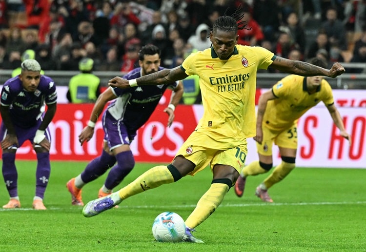 意甲联赛 梅开二度