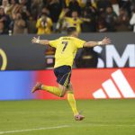 အဲလ်နာဆာဟာ ဆော်ဒီပရိုလိဂ်မှာ နောက်ဆုံး ၆၂ ပွဲစလုံး ဂိုးသွင်းယူနိုင်ခဲ့ပြီး ကလပ် အသင်း သမိုင်းမှာ အရှည်ကြာဆုံး ဂိုးသွင်းယူနိုင်မှု စံချိန် (၂၀၁၁-၂၀၁၂ ခုနှစ် နောက်ပိုင်း)လည်း ဖြစ်ပါတယ်။