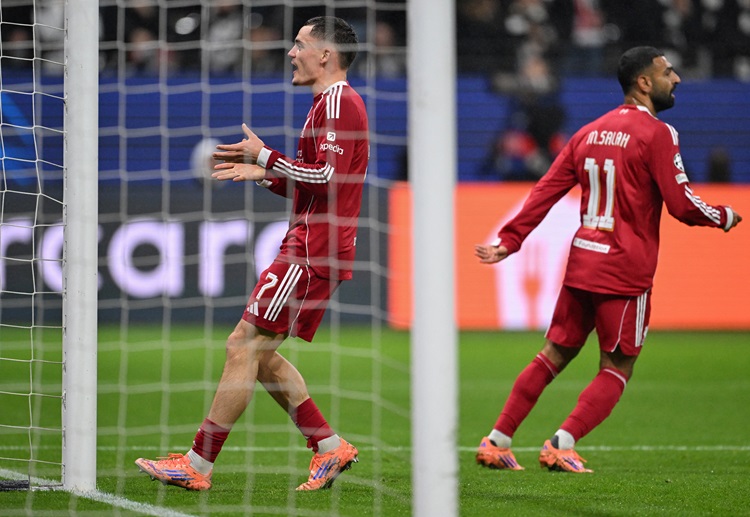 ဒါပေမယ့်လည်း ဝစ်ဇ်က ပရီးမီးယားလိဂ် ချန်ပီယံတွေဆီ ရောက်ရှိချိန်ကတည်းက သူ့ရဲ့ ပုံစံကောင်း တစ်ခု ပျောက်ဆုံးသွားခဲ့ပြီး ရုန်းကန်နေရပါတယ်။