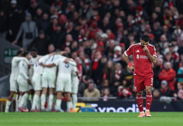 英超联赛 利物浦在安菲尔德以0比3惨败给诺丁汉森林，球队上下赛后气氛沉重。