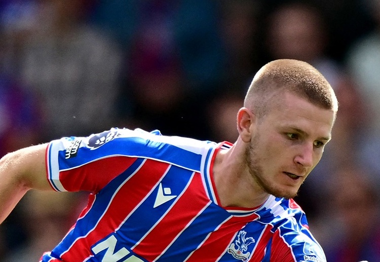 အင်္ဂလန် ကွင်းလယ်လူ ကိုတော့ ယူနိုက်တက်က ပရီးမီးယားလိဂ် ကလပ် လစ်ဗာပူးလ်ကို အနိုင်ယူကာ ခေါ်ယူနိုင်ဖို့ မျှော်လင့်ချက်နဲ့ ကမ်းလှမ်းခဲ့တာ ဖြစ်ပါတယ်။