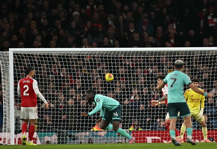 ပရီးမီးယားလိဂ်မှာ စံချိန်တင် နောက်ဆုံး ၁၀ ပွဲဆက် ရှုံးထားခဲ့ပြီ ဖြစ်တဲ့ ဝုဗ် ကတော့ လာမယ့် ပွဲစဉ်မှာ ဘရန့်ဖို့ဒ်နဲ့ ရင်ဆိုင်ရဦးမှာ ဖြစ်ပါတယ်။