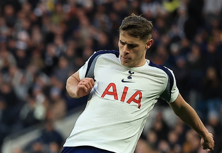 มิคกี้ ฟาน เดอ เฟ่น อาจย้ายด้วยค่าแพงมหาศาลที่ ลา ลีกา 2026