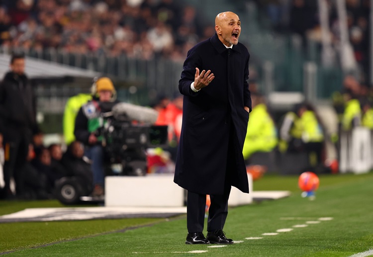 လက်ရှိမှာ ဂျူဗင်တပ်စ်က စီးရီးအေ အမှတ်ပေးဇယား အဆင့် ၅ နေရာမှာ ရပ်တည်ရှိနေပြီး ထိပ်ဆုံးက အင်တာမီလန်နဲ့တော့ အလှမ်းဝေးနေဆဲ ဖြစ်ပါတယ်။