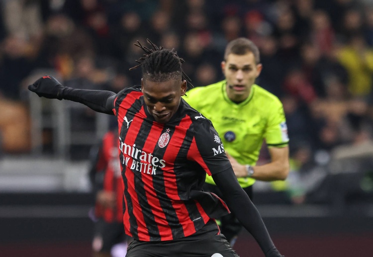 意甲联赛 拉斐尔·莱奥是米兰进攻的关键球员，过去几场比赛中多次贡献关键进球，尤其在对罗马的比赛中表现尤为突出。