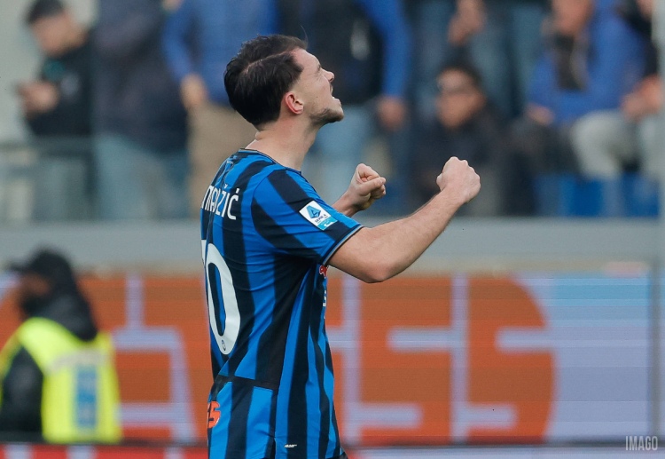 欧冠联赛 头球破门