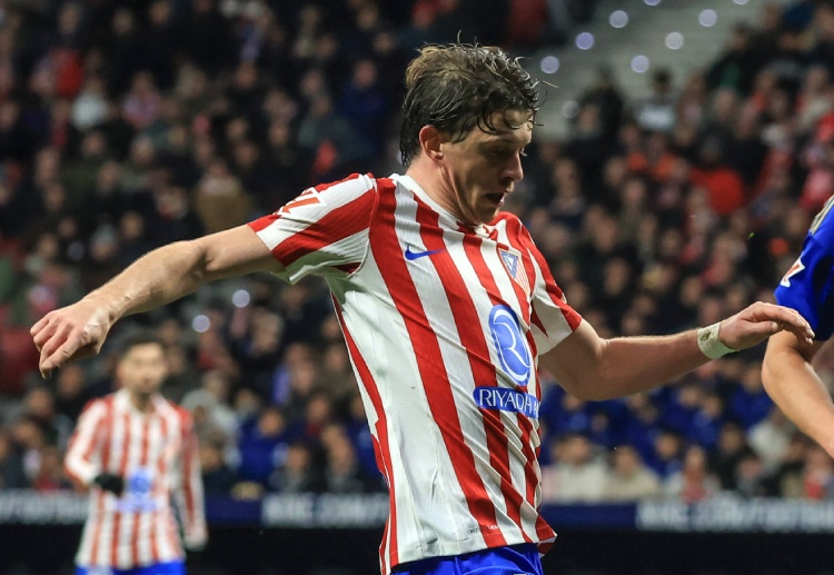 Premier League: Totenham bổ sung thêm một tiền vệ có khả năng tranh chấp