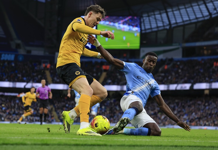 프리미어리그: 예르겐 스트란드 라르센이 울버햄튼에서 크리스탈 팰리스로 이적했다.