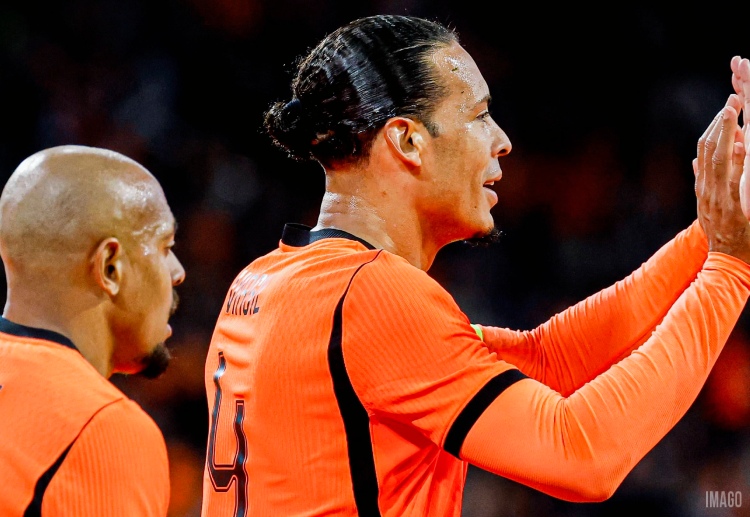 国际友谊赛 头球建功